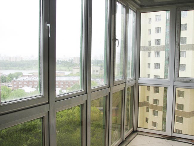 Ремонт застекленных балконов и лоджий в Краснозаводск и области Краснозаводск