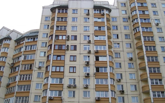 Остекление балкона в доме серии П 111М Краснозаводск