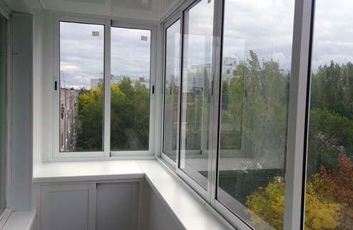 Чем лучше застеклить балкон пластиком или алюминием Краснозаводск
