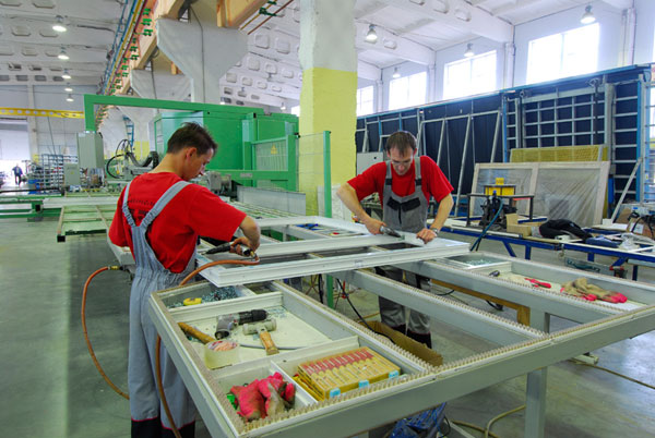 Фирма по остеклению балконов в Краснозаводск и Московской области Краснозаводск